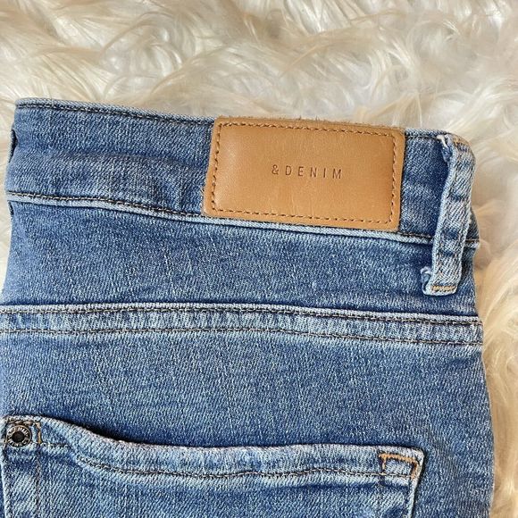 H&M Skinny Ankle Denim Jeans High Waist Raw Hem Distressed Light - Picture 8 of 14